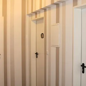 Hotel Famosa, Dusseldorf